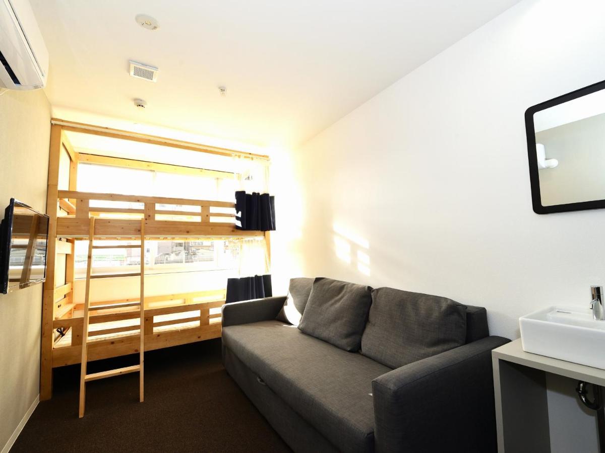 Very Hostel Namba Osaka Zewnętrze zdjęcie